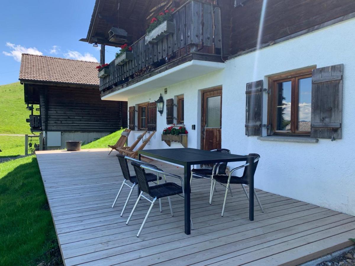 Ferienwohnungen im Blockhaus Metzler Schwarzenberg im Bregenzerwald Exterior foto